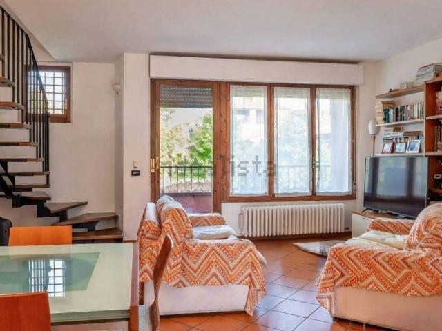 Appartamento in vendita a Lainate, Lombardia