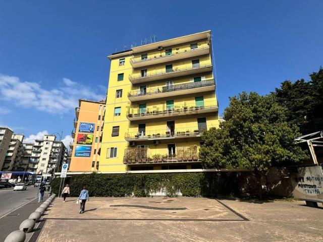 Appartamento in vendita a Salerno, Campania