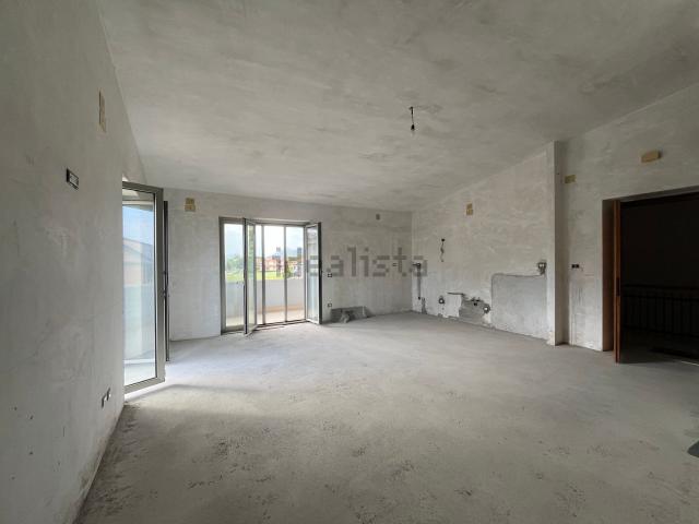 Attico in vendita a Roccasecca, Lazio