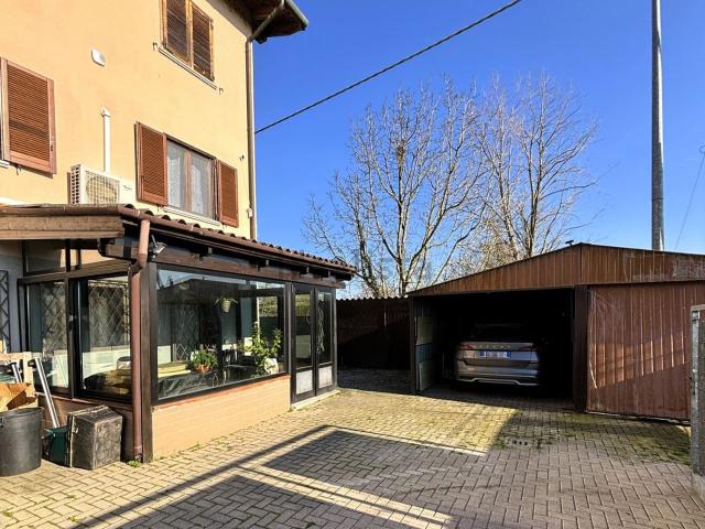 Appartamento in vendita a Torrevecchia Pia, Lombardia