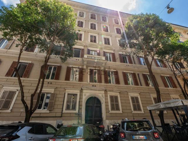 Appartamento in vendita a Prati, Roma