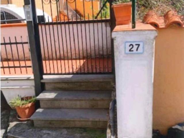Appartamento in vendita a Canino, Lazio