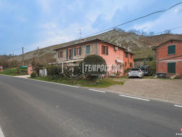 Appartamento in vendita a Nuovo Circondario Imolese, Castel San Pietro Terme