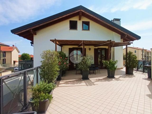 Appartamento in vendita a Marcallo, Marcallo Con Casone