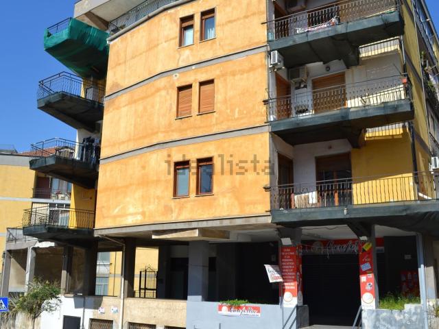 Appartamento in vendita a Gravina Di Catania, Sicilia