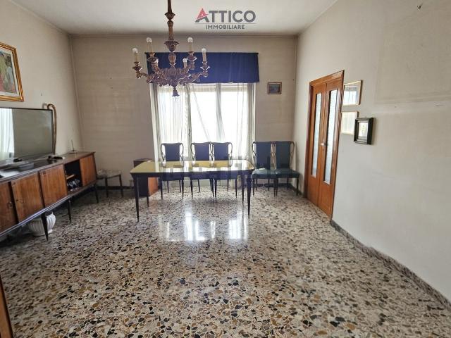 Appartamento in vendita a Cappuccini, Cala Di Volpe