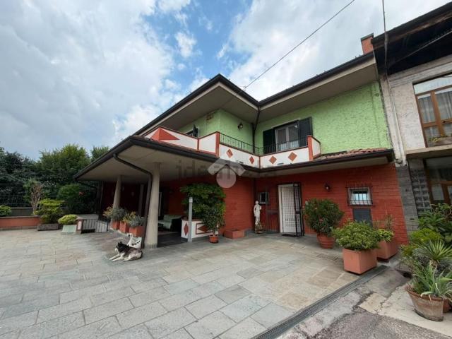 Appartamento in vendita a Pontoglio, Lombardia