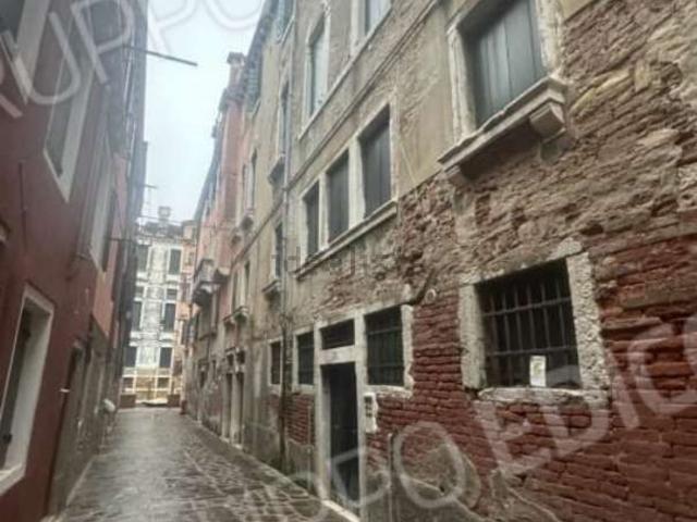 Appartamento in vendita a Venezia-Murano-Burano, Venezia