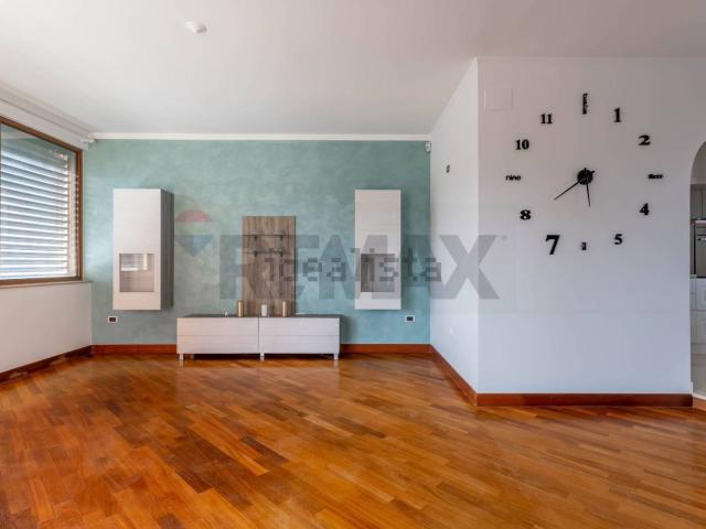 Attico in vendita a Puglia, Barletta-andria-trani