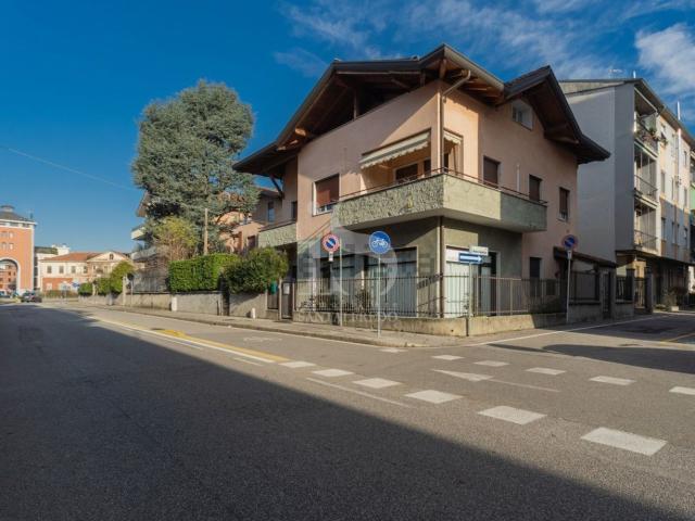Appartamento in vendita a Concorezzo, Lombardia