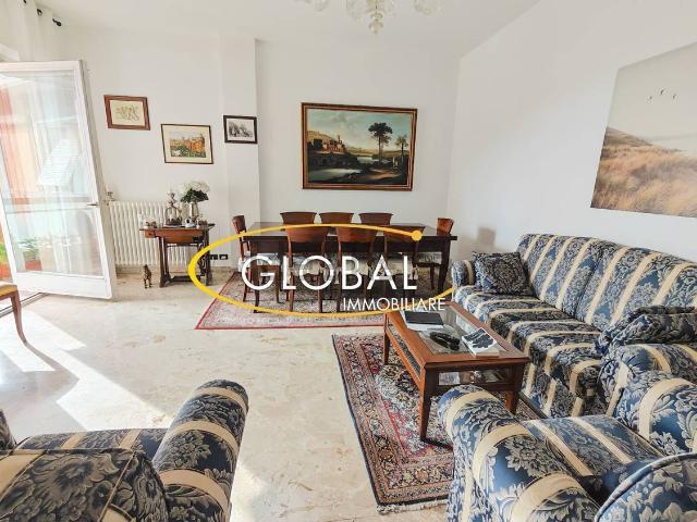 Appartamento in vendita a Adriatico, Marche
