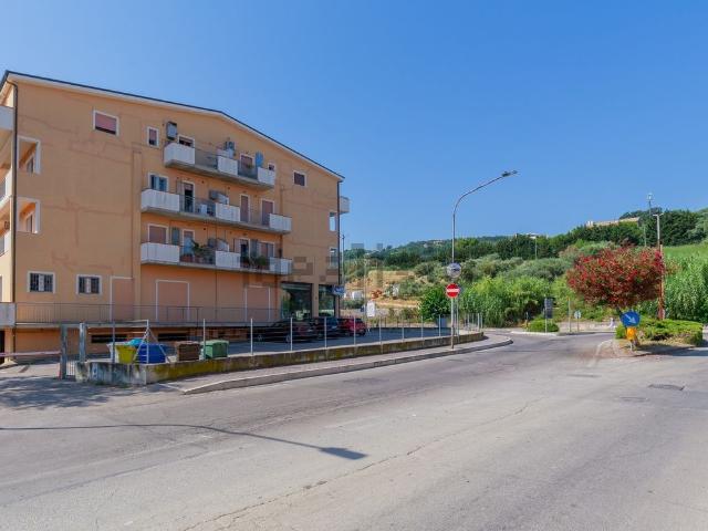 Appartamento in vendita a Silvi, Abruzzo