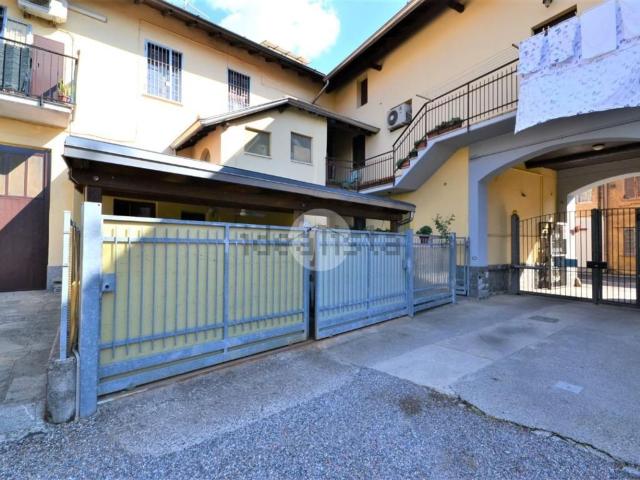 Appartamento in vendita a Sedriano, Lombardia