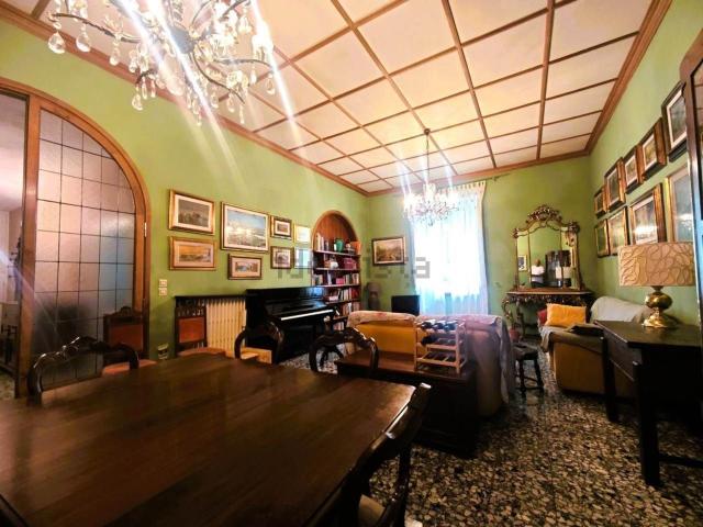 Appartamento in vendita a Cecina, Toscana
