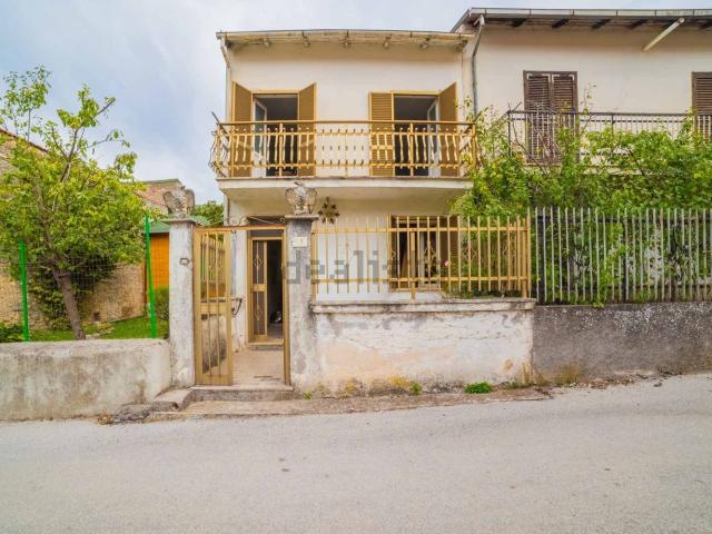 Appartamento in vendita a Torano di Borgorose, Borgorose