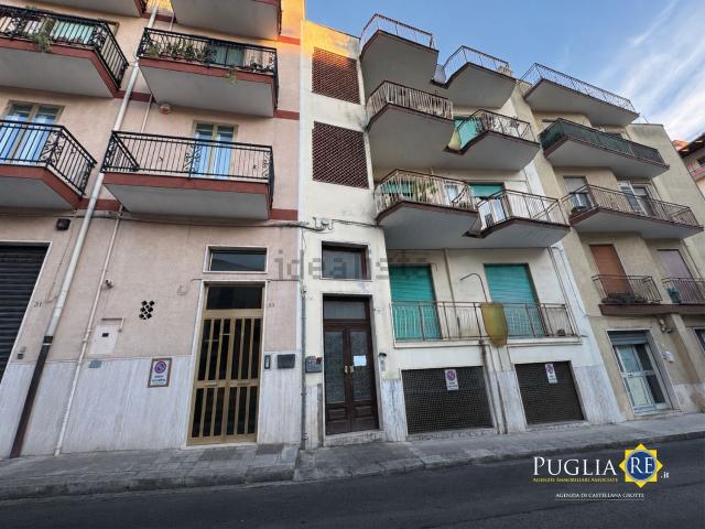 Appartamento in vendita a Puglia, Bari