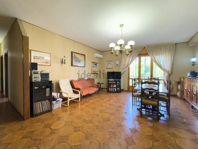 Appartamento in vendita a Is Mirrionis, Cagliari