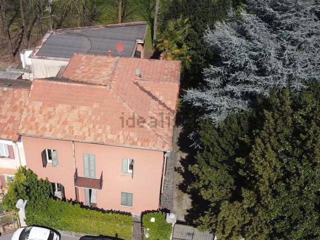 Appartamento in vendita a Sovico, Lombardia
