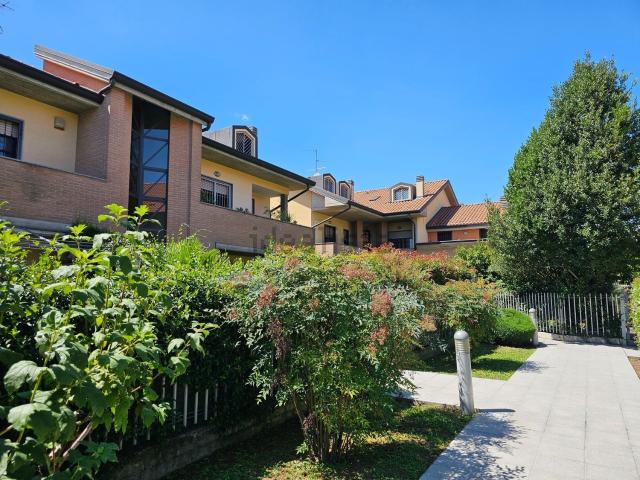 Appartamento in vendita a Gessate, Lombardia
