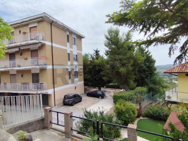 Appartamento in vendita a Chieti, Abruzzo