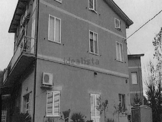 Appartamento in vendita a Contrada Chiarino, Marche