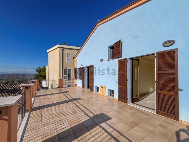 Appartamento in vendita a Marche, Ancona