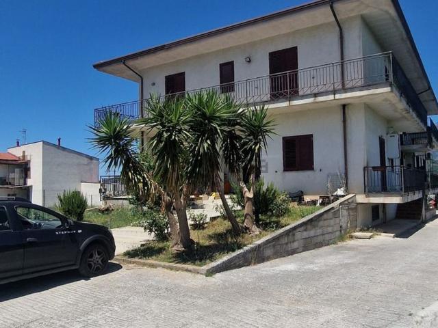 Appartamento in vendita a Castelvenere, Campania