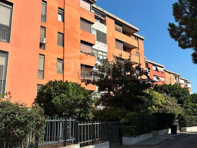 Appartamento in vendita a Quartiere del Sole, Cagliari