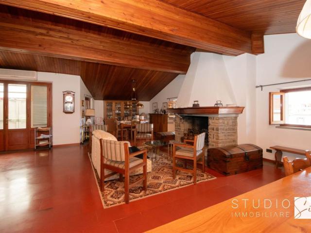 Appartamento in vendita a Casermette, Pistoia