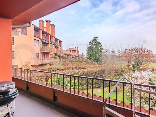 Appartamento in vendita a Lainate, Lombardia