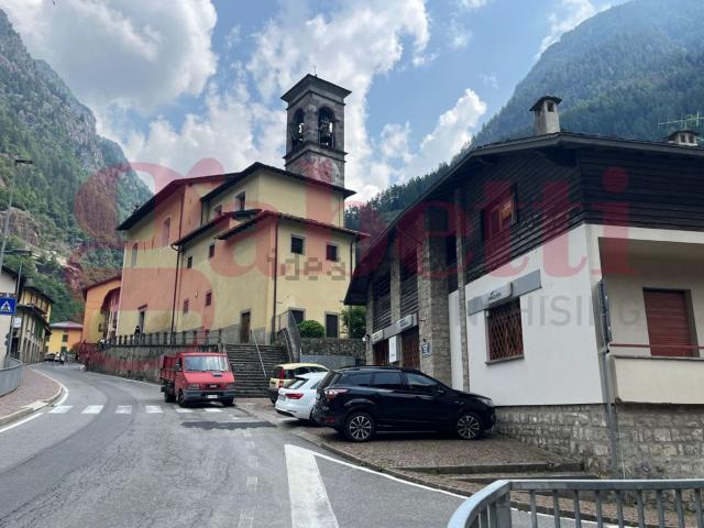 Appartamento in vendita a Comunità Montana della Valle Brembana, Branzi