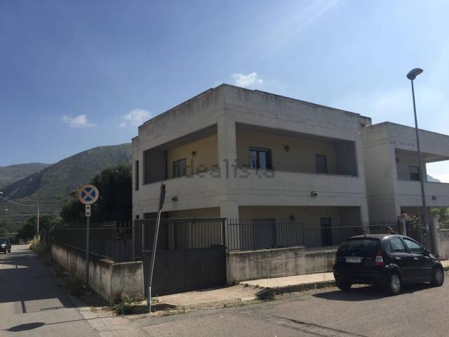 Appartamento in vendita a Mondragone, Campania