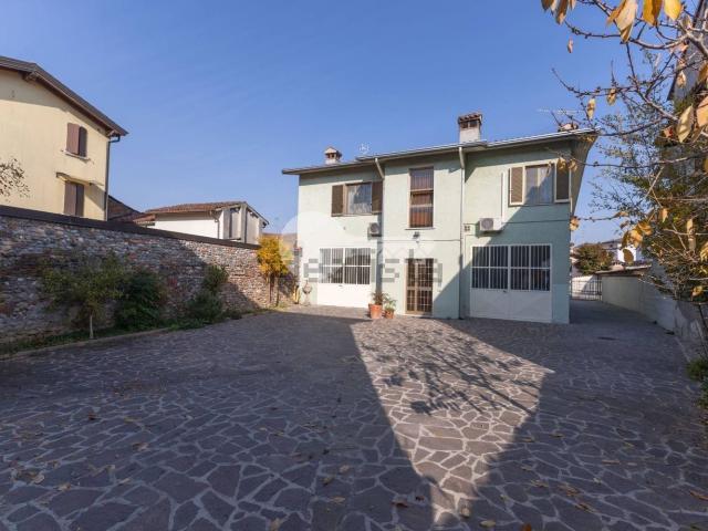 Appartamento in vendita a Ghedi, Lombardia