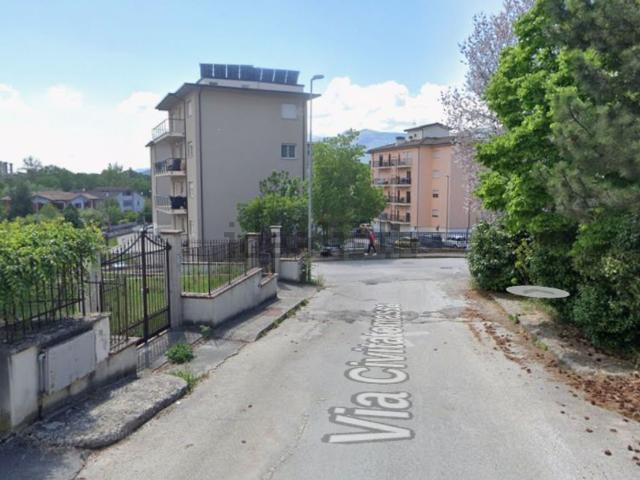Appartamento in vendita a Coppito, L'Aquila