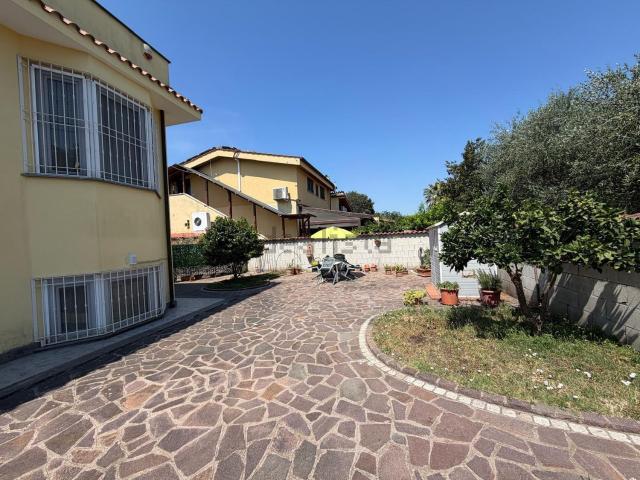 Appartamento in vendita a Castelluccia, Roma Capitale