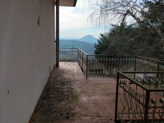 Appartamento in vendita a Unione dell'Appennino Bolognese, San Benedetto Val Di Sambro