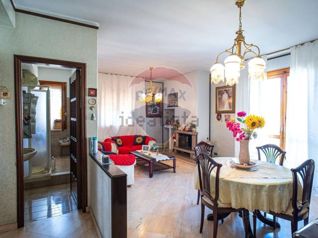 Appartamento in vendita a Viagrande, Catania