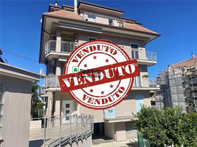 Appartamento in vendita a Ragnola, Marche