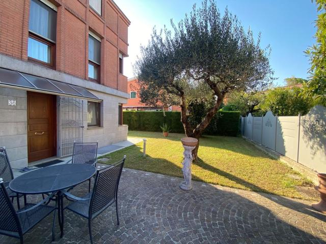 Appartamento in vendita a Giarre, Abano Terme