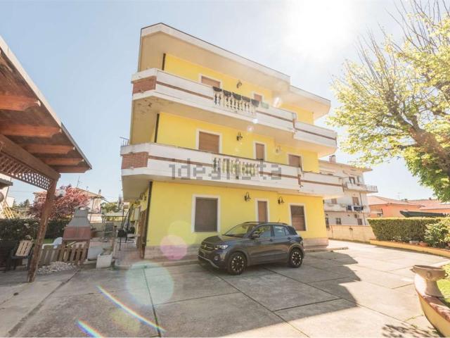 Appartamento in vendita a Collecorvino, Abruzzo