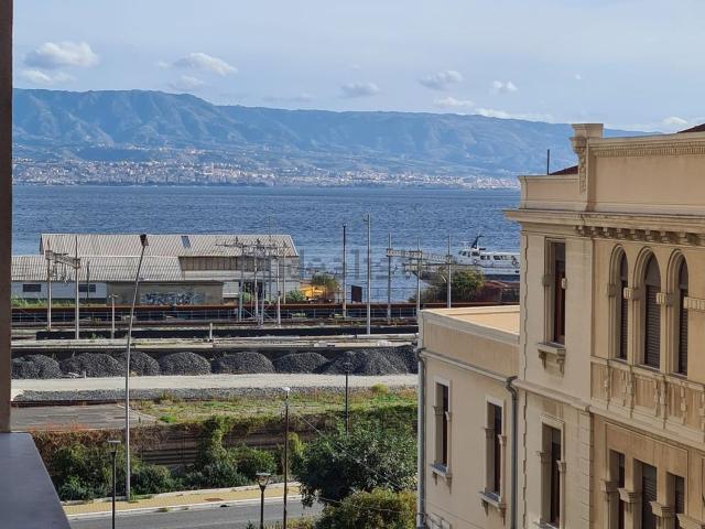 Appartamento in vendita a Maregrosso, Messina
