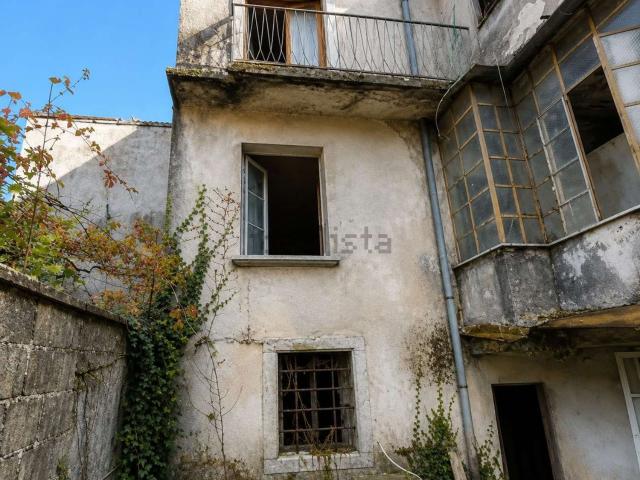 Appartamento in vendita a Montella, Campania