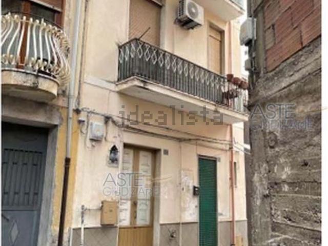 Appartamento in vendita a Adrano, Sicilia