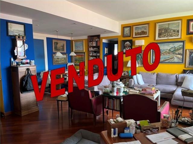 Appartamento in vendita a Municipio 2, Milano