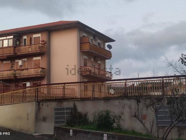Appartamento in vendita a Gravina Di Catania, Sicilia