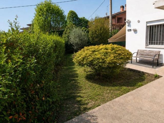 Appartamento in vendita a Costabissara, Veneto