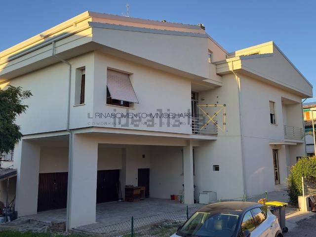 Appartamento in vendita a Foligno, Umbria