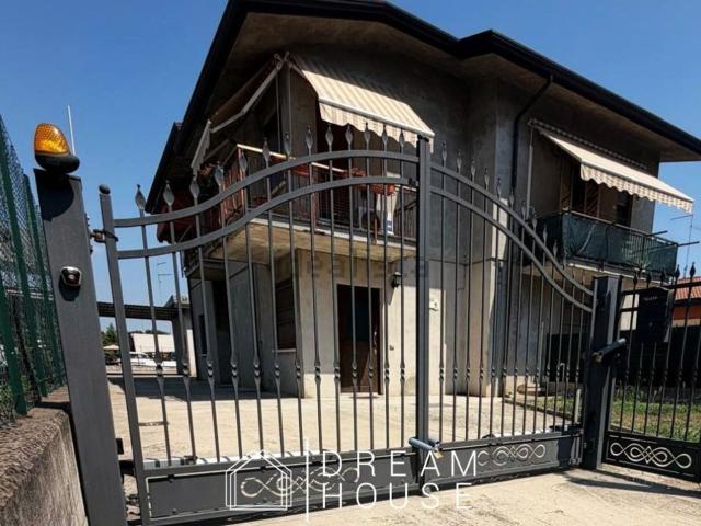 Appartamento in vendita a Coriano, Albaredo d'Adige