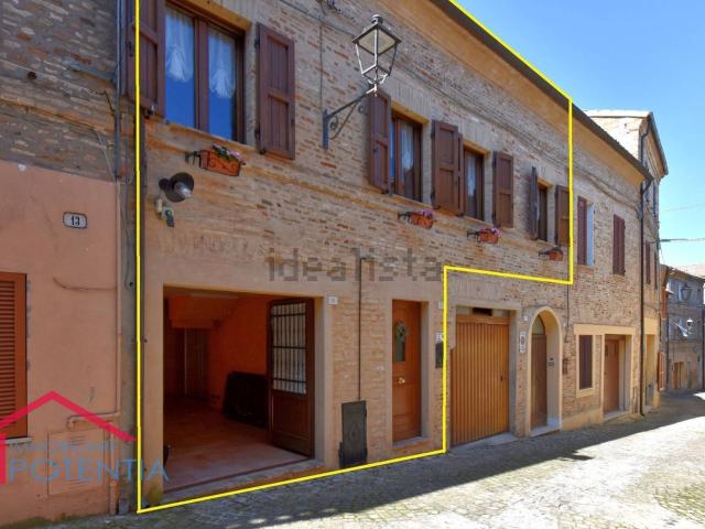 Appartamento in vendita a Potenza Picena, Macerata