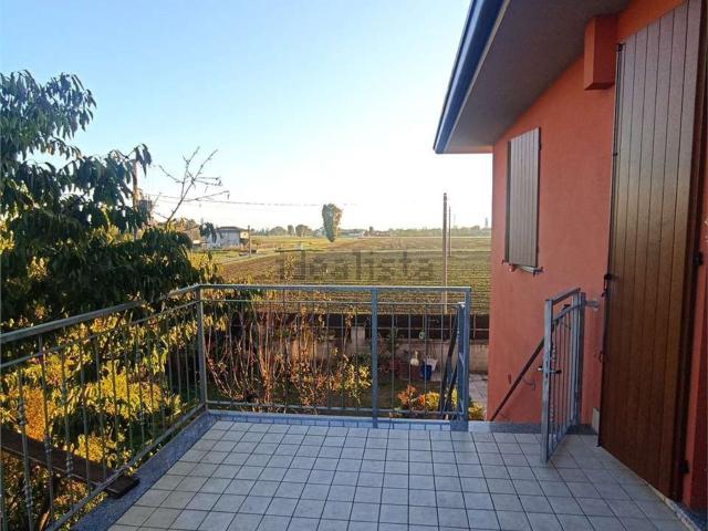 Appartamento in vendita a Pieve D'olmi, Lombardia